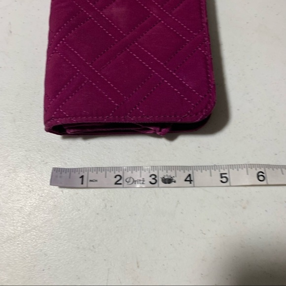Vera Bradley Quilted pink fuschia Clutch Wallet. - Picture 5 of 7